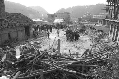 邵阳县真实爆料事件最新,真相背后，谁在操纵？